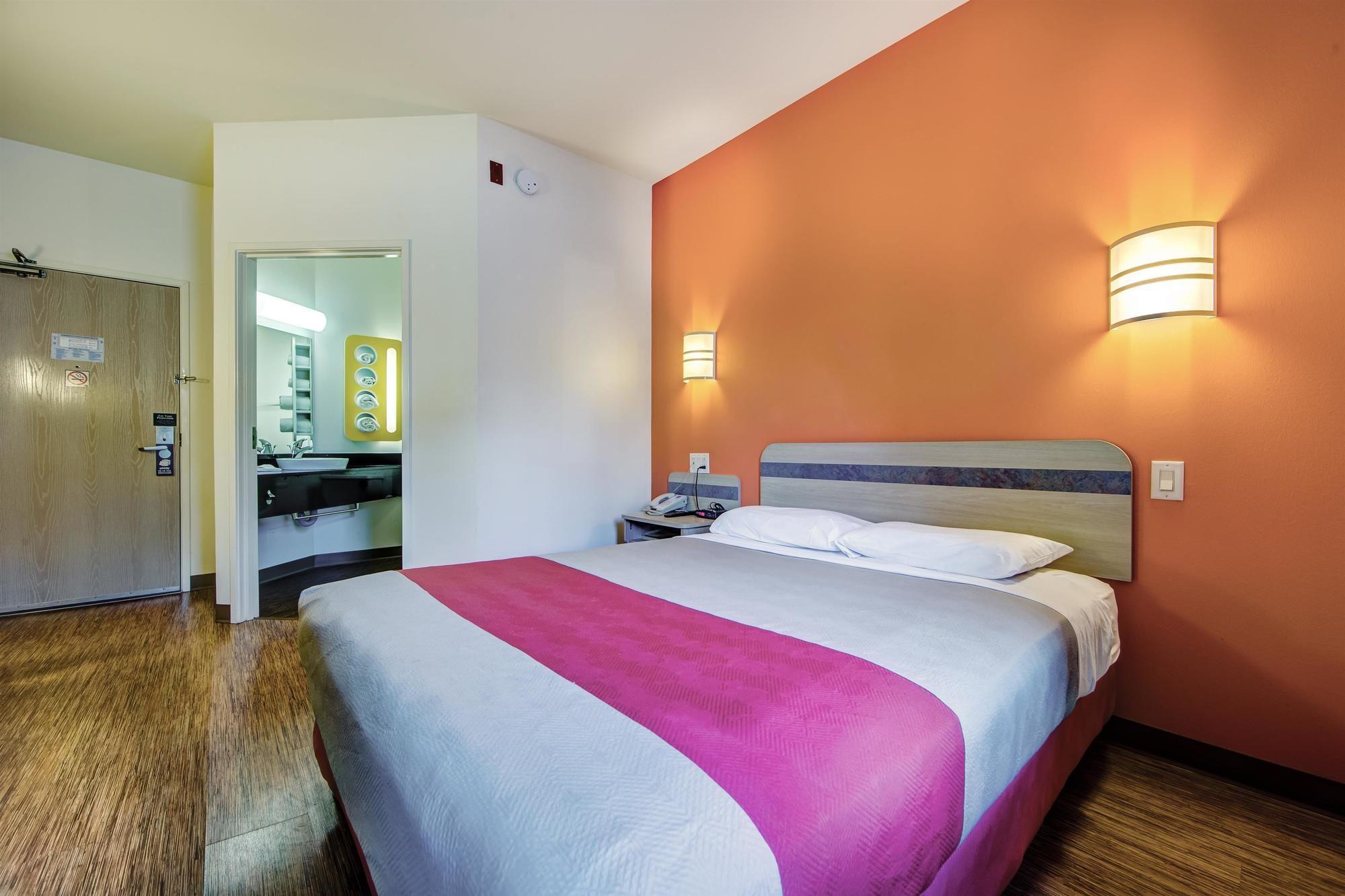 Motel 6-Burlington, On - Toronto West - Oakville Экстерьер фото